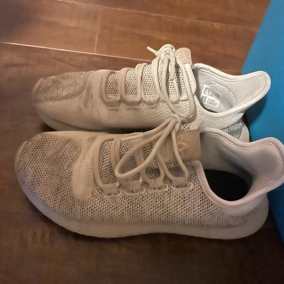 Sneakers from adidas - Picture 1 of 2